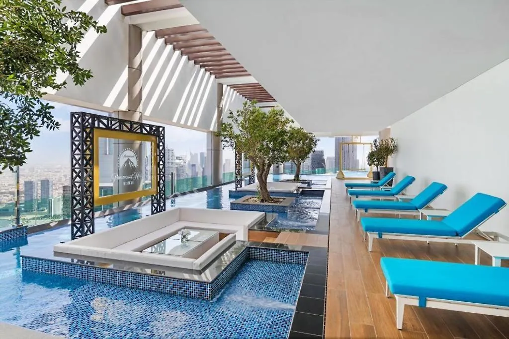 Magical Apartment With Rooftop Pool & Burj Khalifa View Dubai